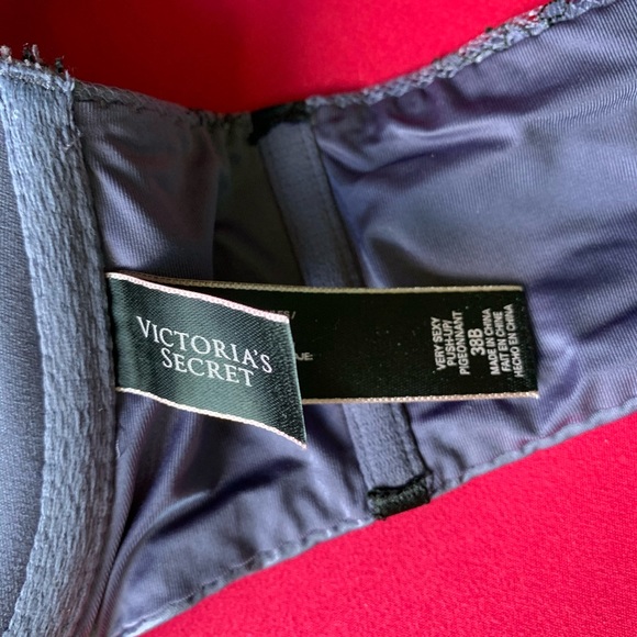 Front clasping bra - Picture 4 of 7